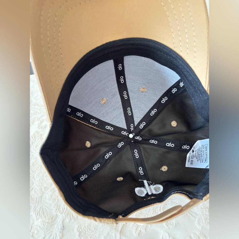 Unbranded brand New. Unisex Yoga tan and white Cap - Picture 8 of 9